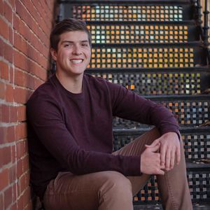 Meet your Posher, Brady